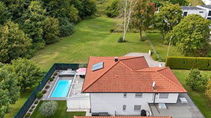 SchwörerHaus-Fertighaus mit beheiztem Schwimmbad 1/5