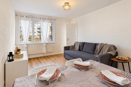STUDIO RÉNOVÉ ET DISPONIBLE DE SUITE - VOTRE PREMIER CHEZ-VOUS À LA... 1/3