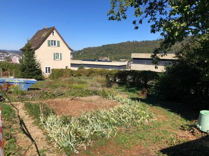 Bauland und Wohnhaus - Grundstück mit doppeltem Potenzial 1/5