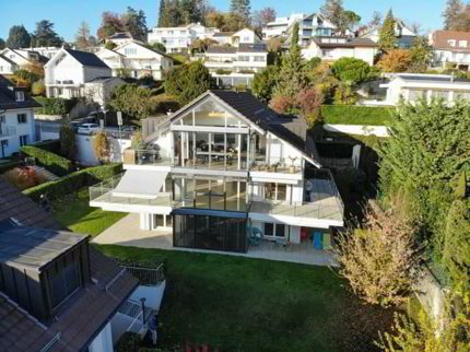 Appartement de standing de 5,5 pièces avec terrasse et vue sur le lac 1/5