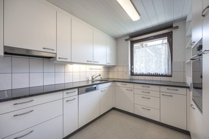 Charmantes 5.5-Zimmer-Einfamilienhaus mit Gartenidylle und viel Privatsphäre 1/5