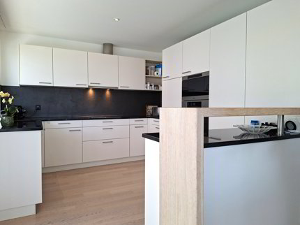 Einzigartige 5.5-Zimmer-Attika-Wohnung mit Blick ins Grüne 1/5