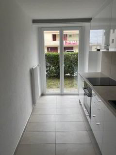 Beau 2pces rénové avec espace extérieur à La Neuveville 1/5