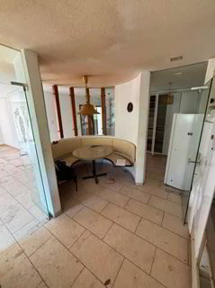 Appartement de 4.5 pièces avec terrasse 1/5
