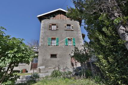 Maison double de 12 pièces en vente à Leuk Stadt - 210 m² 1/5