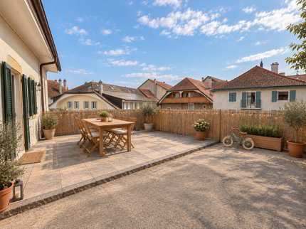 Maison individuelle de 8.5 pièces en vente à 1427_Bonvillars 1/5