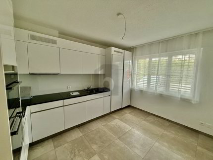 CALME ET LUMINEUX À DEUX PAS DE TOUT 1/5