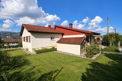 Ein Zuhause mit Charme und Potenzial 1/5