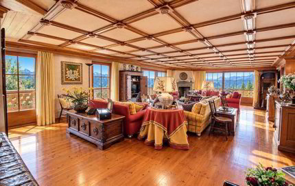 Center Crans :Stunning 7.5-Room Apartment with Panoramic Views in... 1/5