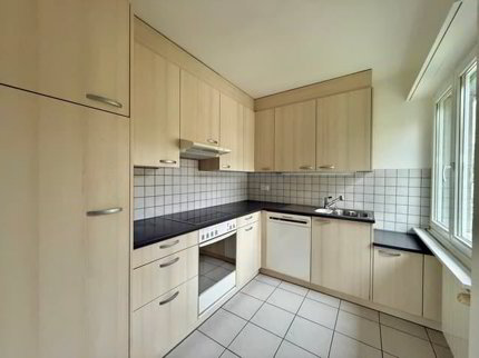 Renovierte 3 1/2-Zwg mit Balkon 1/5