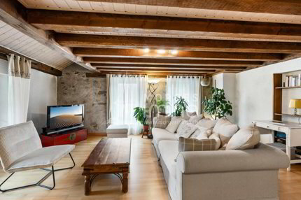 Duplex de charme avec jardin privatif 1/5