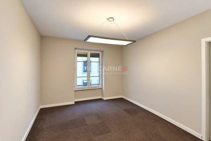 Bureaux de 104 m² idéalement situés à proximité du Parc des Bastions 1/5