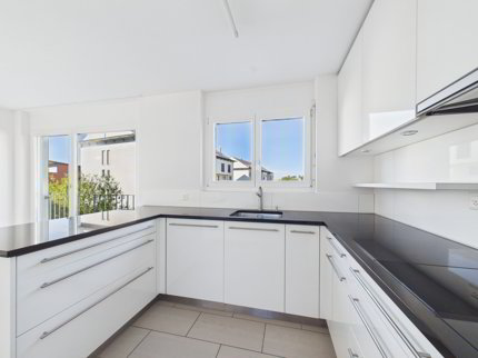 5.5-Zimmerwohnung mit grossem Balkon 1/5