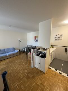 undefined 1/3