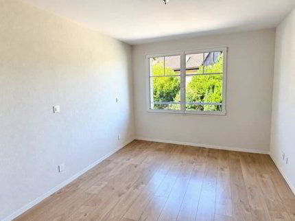 Appartement de 2.5 pièces au 1er étage avec balcon à Villeneuve 1/5