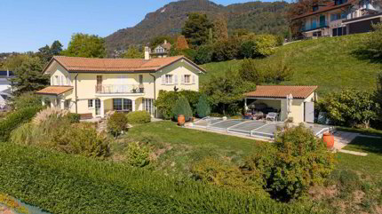 Villa de 6.5 pièces en vente à Blonay - 286 m² 1/5