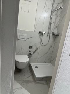 undefined 1/3